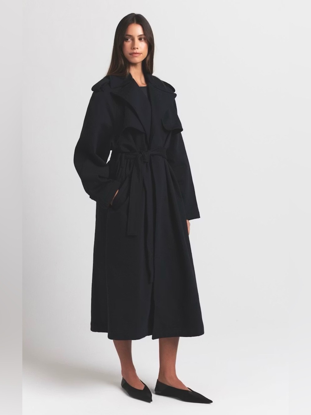 NWT SKIMS Boyfriend Coat Onyx Black Long Belted Trench Jacket Size L